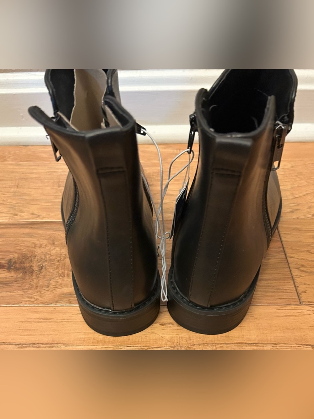 Universal Thread Womens Brenna Ankle Boots black zipper on both sides Size 9.5 - Picture 5 of 6